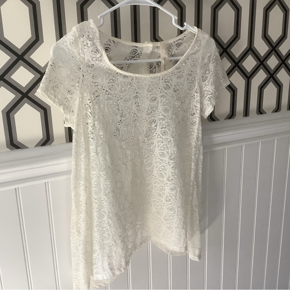 Robin-K Lace Top